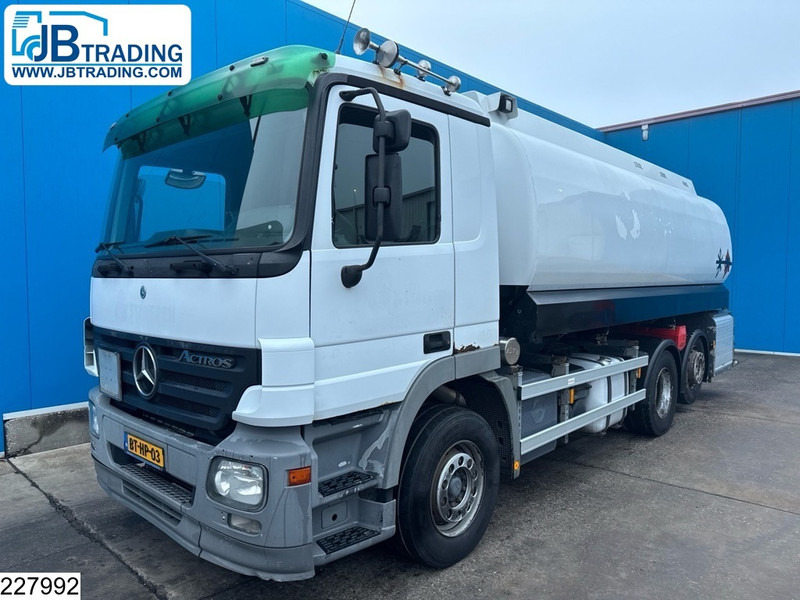 Mercedes-Benz Actros 2532 6x2, EURO 5, 23600 Liter, 5 Comp, LAG - Camión cisterna: foto 1 Mercedes-Benz Actros 2532 6x2, EURO 5, 23600 Liter, 5 Comp, LAG - Camión cisterna: foto 1