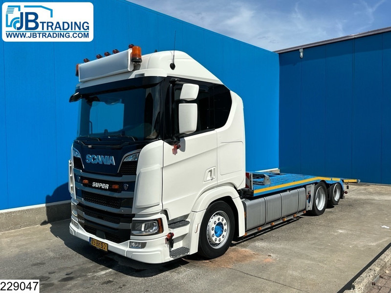 Scania R 450 6x2, EURO 6, Retarder, Standairco - Camión portavehículos: foto 1 Scania R 450 6x2, EURO 6, Retarder, Standairco - Camión portavehículos: foto 1