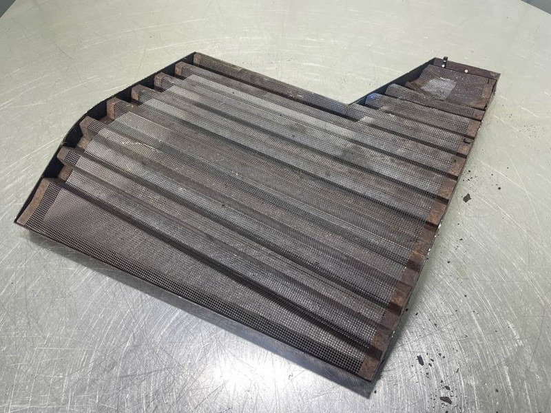 Ahlmann AZ150-4180101A-Hood/Haube/Seitengitter/Kap - Bastidor/ Chasis para Maquinaria de construcción: foto 4 Ahlmann AZ150-4180101A-Hood/Haube/Seitengitter/Kap - Bastidor/ Chasis para Maquinaria de construcción: foto 4