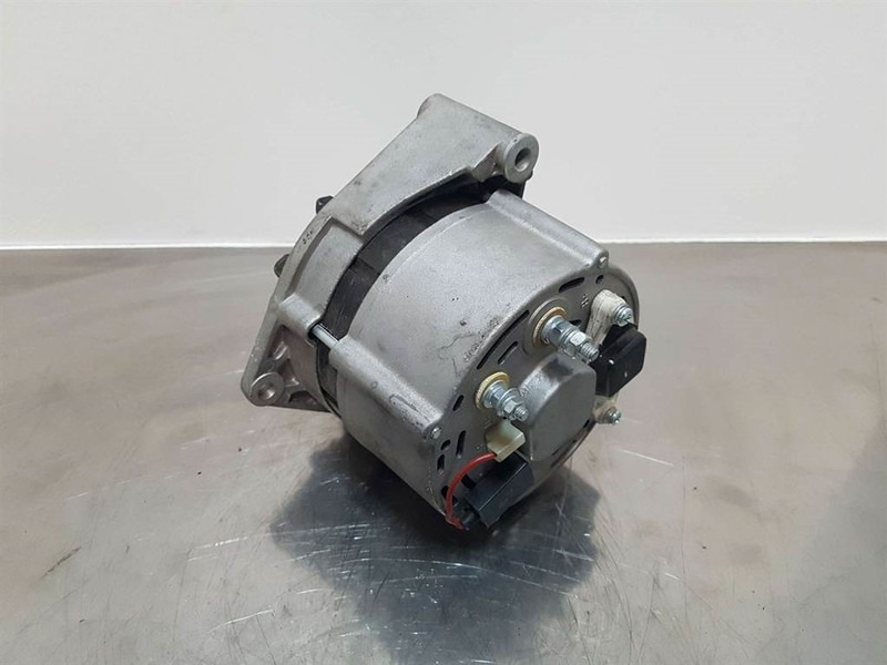 Deutz 28V 27A - Alternator/Lichtmaschine/Dynamo - Motor para Maquinaria de construcción: foto 4 Deutz 28V 27A - Alternator/Lichtmaschine/Dynamo - Motor para Maquinaria de construcción: foto 4