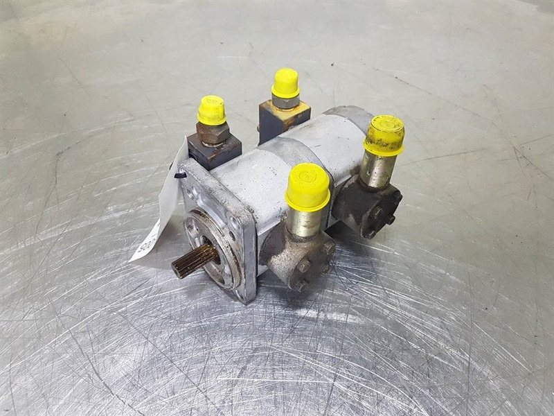 Diesel Kiki - Bosch - 307012-1020 - Gearpump/Zahnr - Hidráulica para Maquinaria de construcción: foto 1 Diesel Kiki - Bosch - 307012-1020 - Gearpump/Zahnr - Hidráulica para Maquinaria de construcción: foto 1
