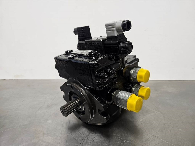 Giant 451T-Bondioli& Pavesi M4PV28-28-Drive pump/Rijpomp - Hidráulica para Maquinaria de construcción: foto 3 Giant 451T-Bondioli& Pavesi M4PV28-28-Drive pump/Rijpomp - Hidráulica para Maquinaria de construcción: foto 3