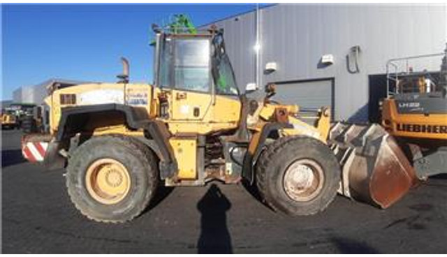 Komatsu WA 320 - 5H (For parts) - Cargadora de ruedas: foto 1 Komatsu WA 320 - 5H (For parts) - Cargadora de ruedas: foto 1