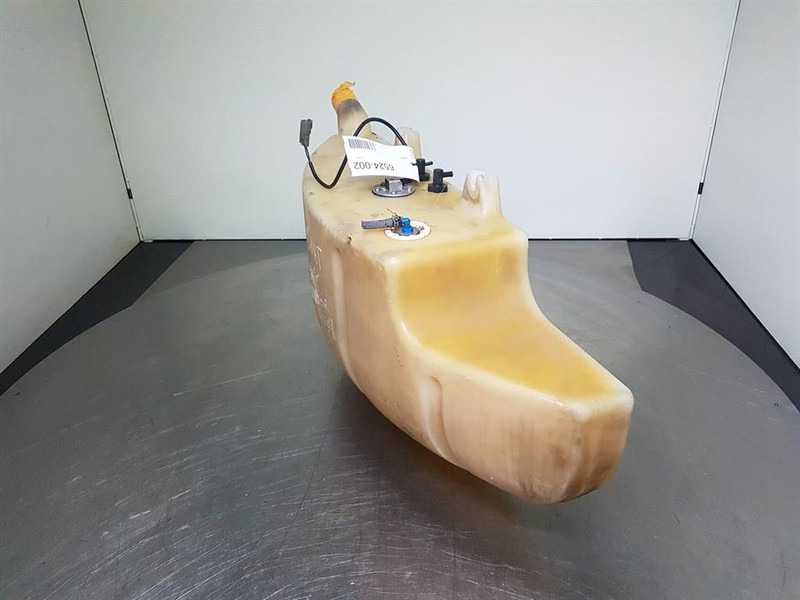 Manitou 160ATJ - Fuel tank/Kraftstofftank/Brandstoftank - Bastidor/ Chasis para Maquinaria de construcción: foto 3 Manitou 160ATJ - Fuel tank/Kraftstofftank/Brandstoftank - Bastidor/ Chasis para Maquinaria de construcción: foto 3