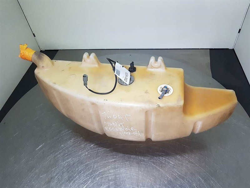 Manitou 160ATJ - Fuel tank/Kraftstofftank/Brandstoftank - Bastidor/ Chasis para Maquinaria de construcción: foto 2 Manitou 160ATJ - Fuel tank/Kraftstofftank/Brandstoftank - Bastidor/ Chasis para Maquinaria de construcción: foto 2