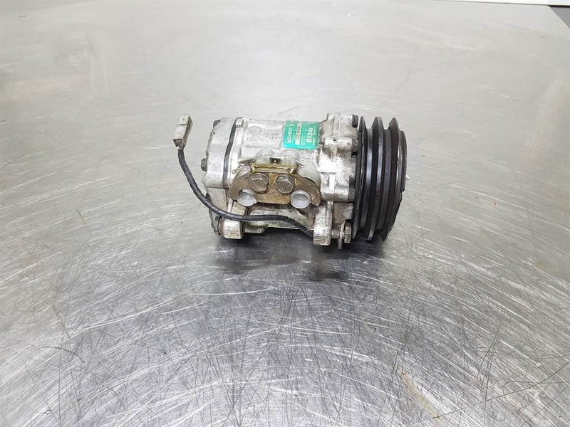 SANDEN SD7B10-7170-Compressor/Kompressor/Aircopomp - Compresor de aire acondicionado para Maquinaria de construcción: foto 2 SANDEN SD7B10-7170-Compressor/Kompressor/Aircopomp - Compresor de aire acondicionado para Maquinaria de construcción: foto 2