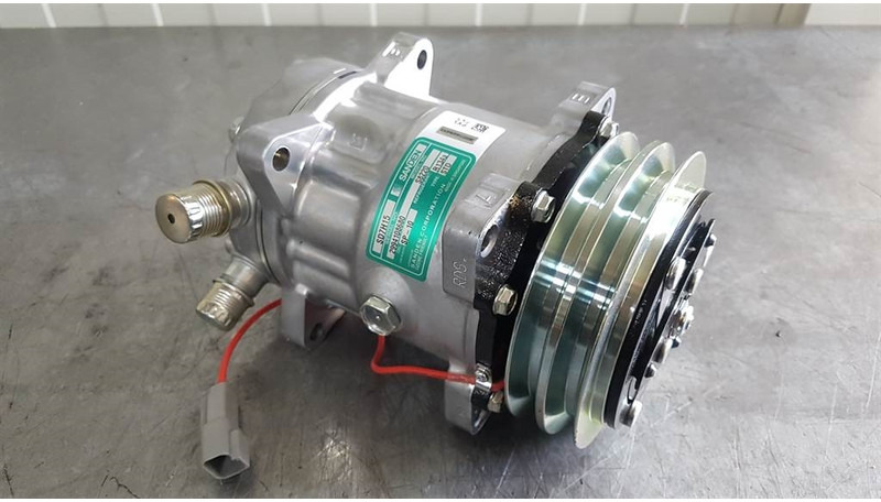 SANDEN SD7H15-S8220-Compressor/Kompressor/Aircopom - Compresor de aire acondicionado para Maquinaria de construcción: foto 1 SANDEN SD7H15-S8220-Compressor/Kompressor/Aircopom - Compresor de aire acondicionado para Maquinaria de construcción: foto 1