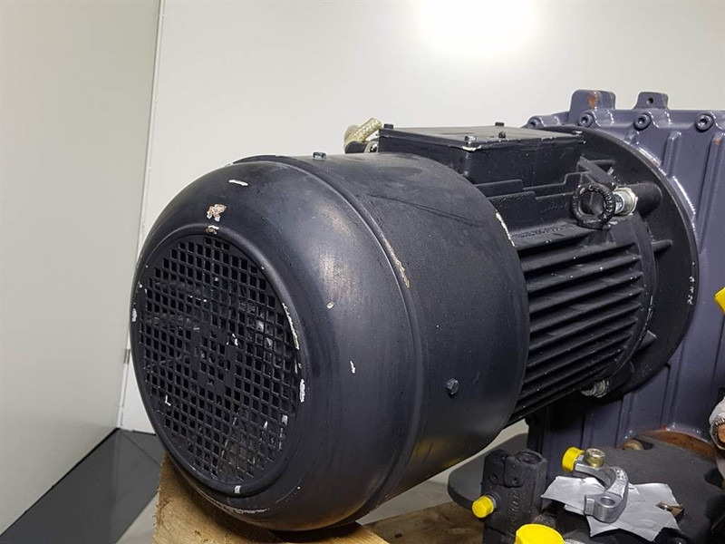 Vögele VISION 5100-2/5103-2-EME DR160/17.5-4TS-Generator - Generador industriale: foto 2 Vögele VISION 5100-2/5103-2-EME DR160/17.5-4TS-Generator - Generador industriale: foto 2