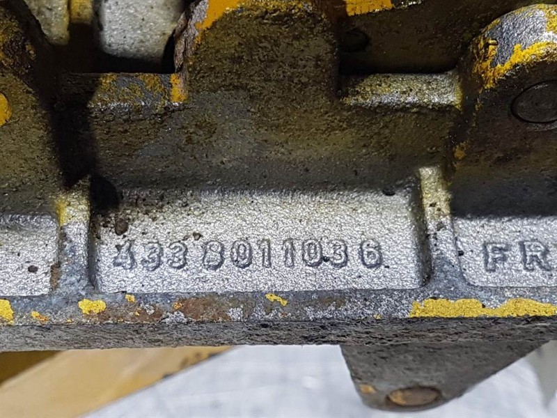 Zettelmeyer ZL1001 - Brake pedal - Cabina e interior para Maquinaria de construcción: foto 4 Zettelmeyer ZL1001 - Brake pedal - Cabina e interior para Maquinaria de construcción: foto 4