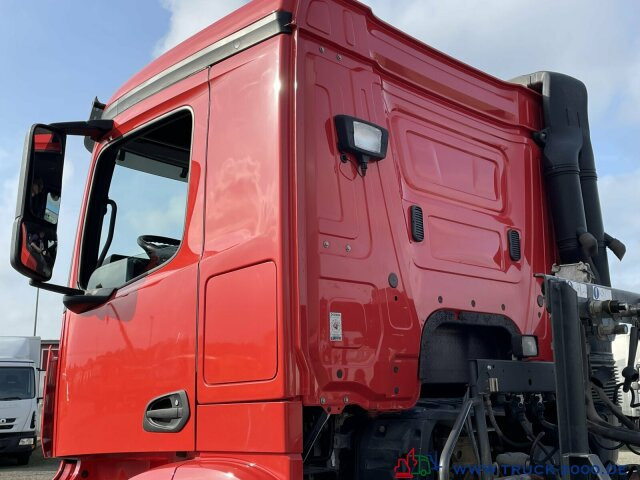 Mercedes-Benz Arocs 2051 4x4 HAD Kipphydraulik + Mischerhydraulik - Cabeza tractora: foto 3 Mercedes-Benz Arocs 2051 4x4 HAD Kipphydraulik + Mischerhydraulik - Cabeza tractora: foto 3