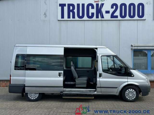 Ford Transit FT 300L Trend 9 Sitze & Rollstuhlrampe - Furgoneta de pasajeros: foto 4 Ford Transit FT 300L Trend 9 Sitze & Rollstuhlrampe - Furgoneta de pasajeros: foto 4