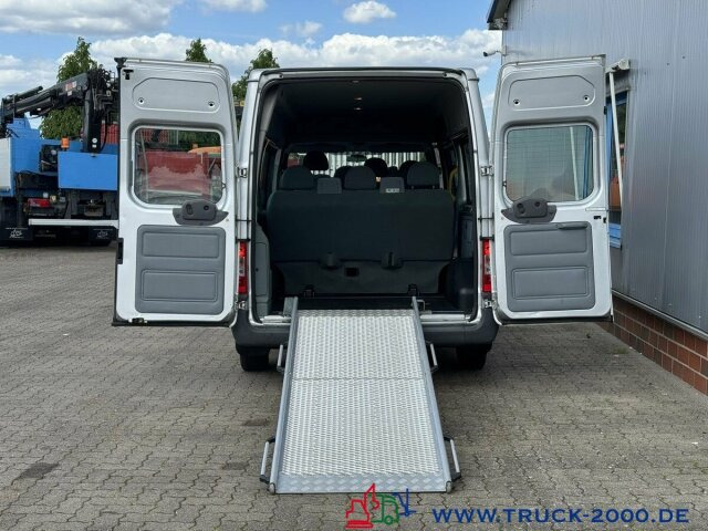 Ford Transit FT 300L Trend 9 Sitze & Rollstuhlrampe - Furgoneta de pasajeros: foto 2 Ford Transit FT 300L Trend 9 Sitze & Rollstuhlrampe - Furgoneta de pasajeros: foto 2