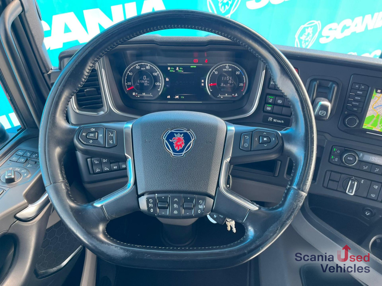 SCANIA R 410 A4x2NB RETARDER DIFF-L FULL AIR 8T SMART2 - Cabeza tractora: foto 4 SCANIA R 410 A4x2NB RETARDER DIFF-L FULL AIR 8T SMART2 - Cabeza tractora: foto 4