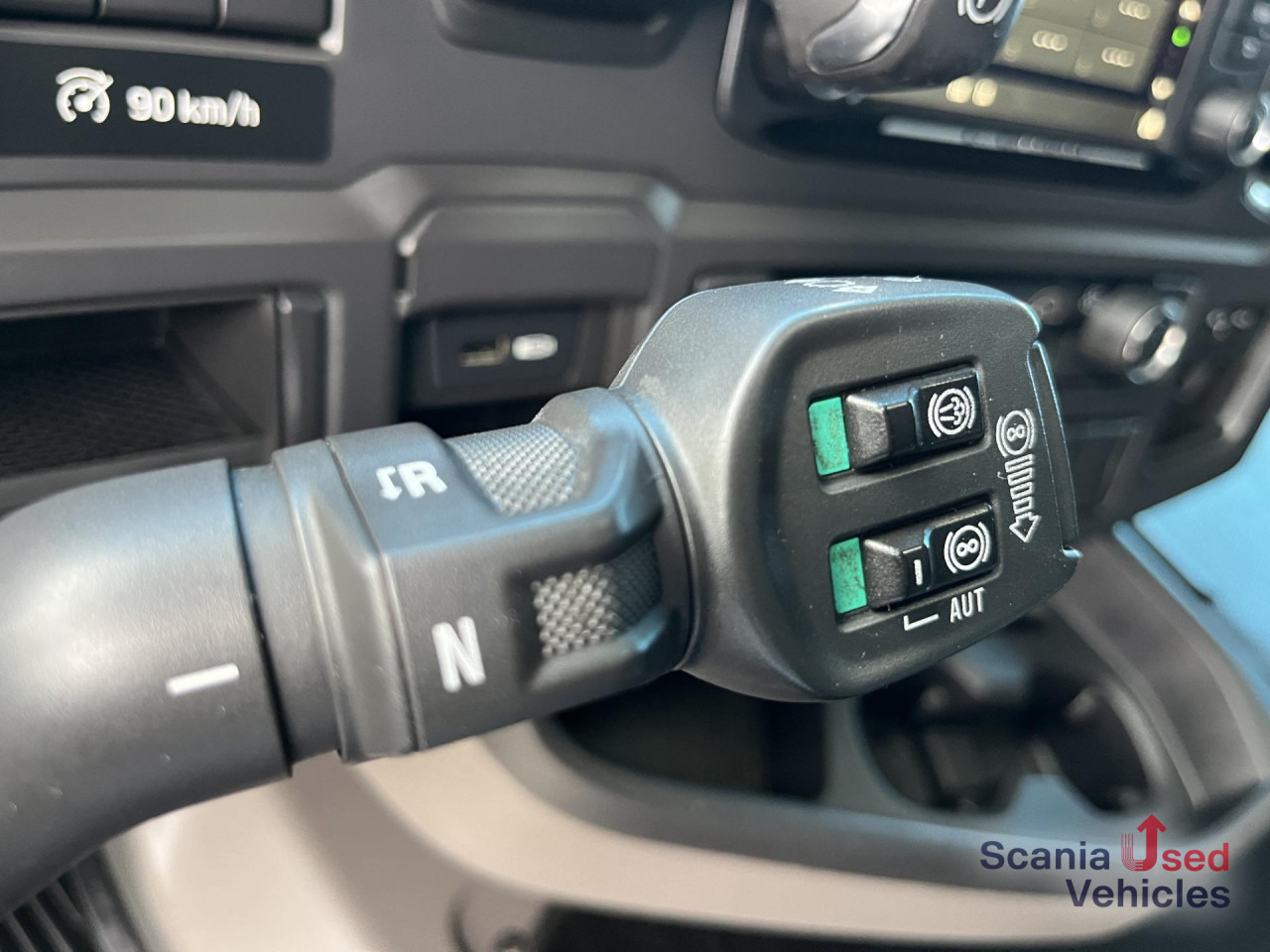 SCANIA R 450 A4x2LB RETARDER DIFF-L P-AIRCO FULL AIR - Cabeza tractora: foto 4 SCANIA R 450 A4x2LB RETARDER DIFF-L P-AIRCO FULL AIR - Cabeza tractora: foto 4