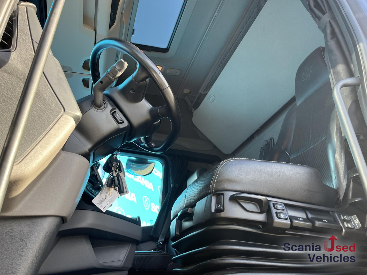 SCANIA S 500 A6x2/4NB RETARDER P-AIRCO FULL-AIR SMART2 - Cabeza tractora: foto 2 SCANIA S 500 A6x2/4NB RETARDER P-AIRCO FULL-AIR SMART2 - Cabeza tractora: foto 2