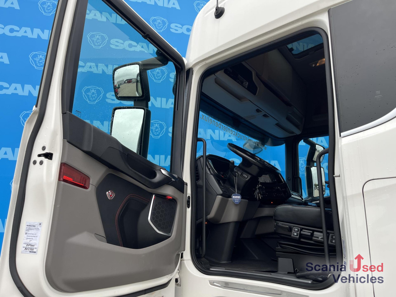 SCANIA S 590 A4x2NA V8 RETARDER DIFF-L 8T NAVI LED ALCOA - Cabeza tractora: foto 3 SCANIA S 590 A4x2NA V8 RETARDER DIFF-L 8T NAVI LED ALCOA - Cabeza tractora: foto 3