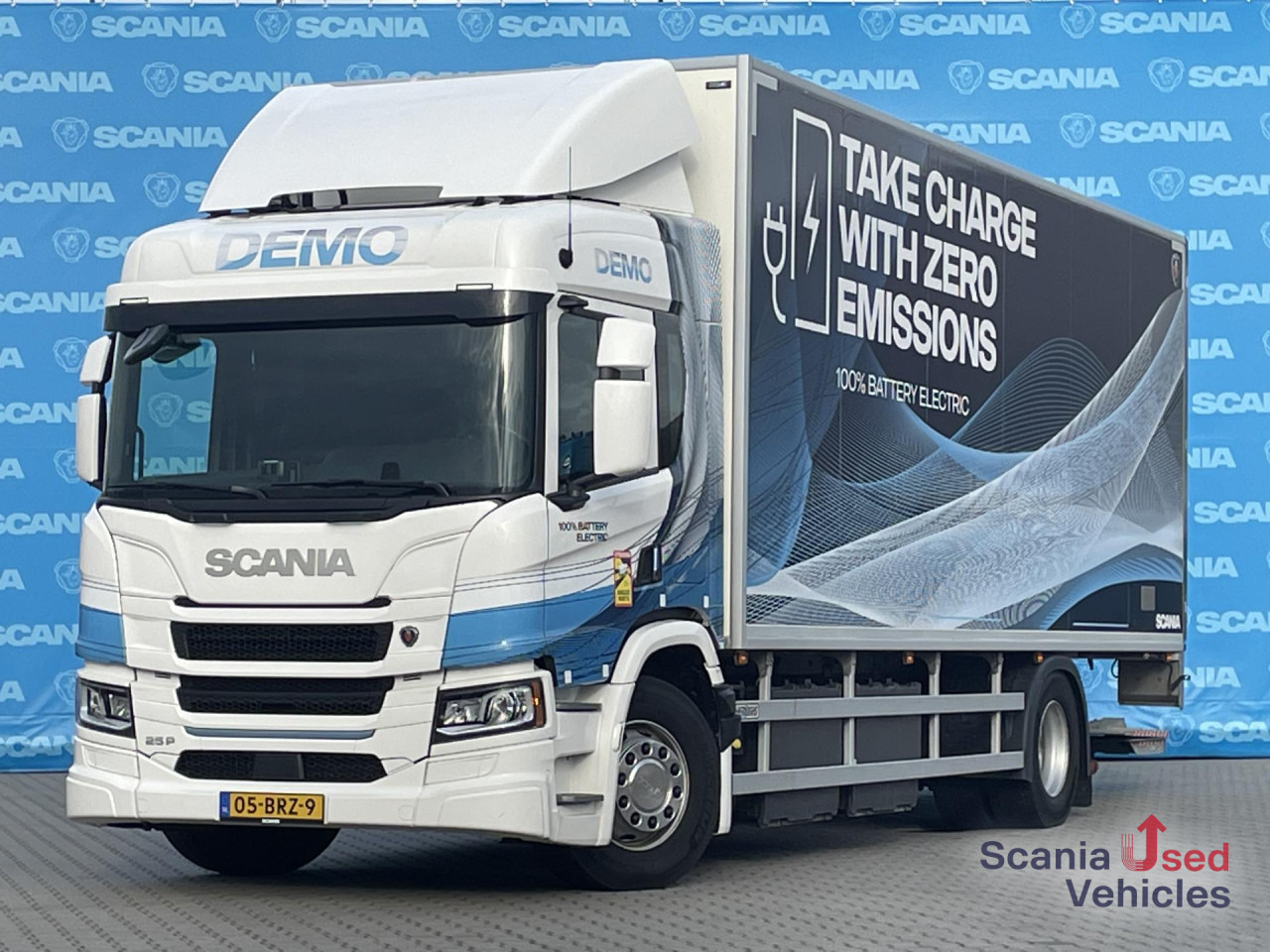 SCANIA P 230 B4x2NA ELECTRIC TAIL LIFT 2.5T 760X250X264CM - Camión caja cerrada, Camión eléctrico: foto 1 SCANIA P 230 B4x2NA ELECTRIC TAIL LIFT 2.5T 760X250X264CM - Camión caja cerrada, Camión eléctrico: foto 1