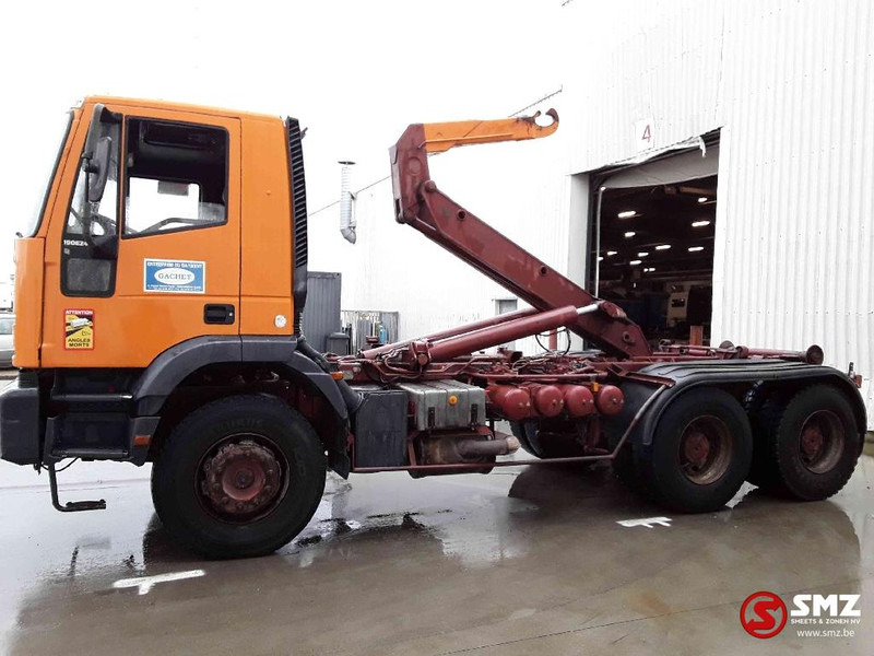 Iveco Trakker 260 E 34 6x4 francais - Camión portacontenedore/ Intercambiable: foto 5 Iveco Trakker 260 E 34 6x4 francais - Camión portacontenedore/ Intercambiable: foto 5