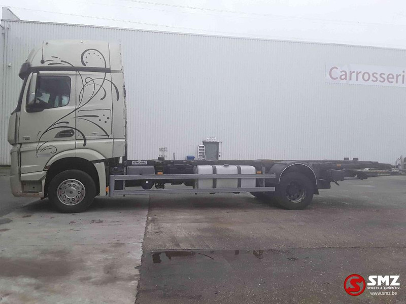 Mercedes-Benz Actros 1851 motor KO broken casse - Camión portacontenedore/ Intercambiable: foto 5 Mercedes-Benz Actros 1851 motor KO broken casse - Camión portacontenedore/ Intercambiable: foto 5