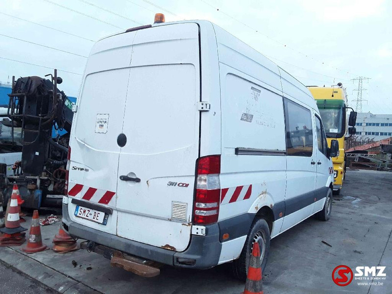 Furgoneta caja cerrada Mercedes-Benz Sprinter 311 accident: foto 10