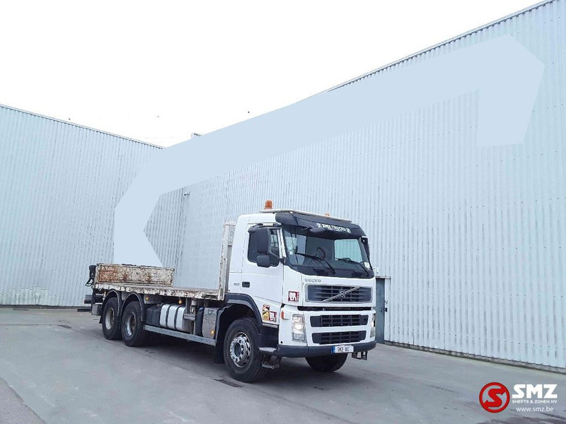 Volvo FM 6x4 - Camión caja abierta, Camión grúa: foto 1 Volvo FM 6x4 - Camión caja abierta, Camión grúa: foto 1