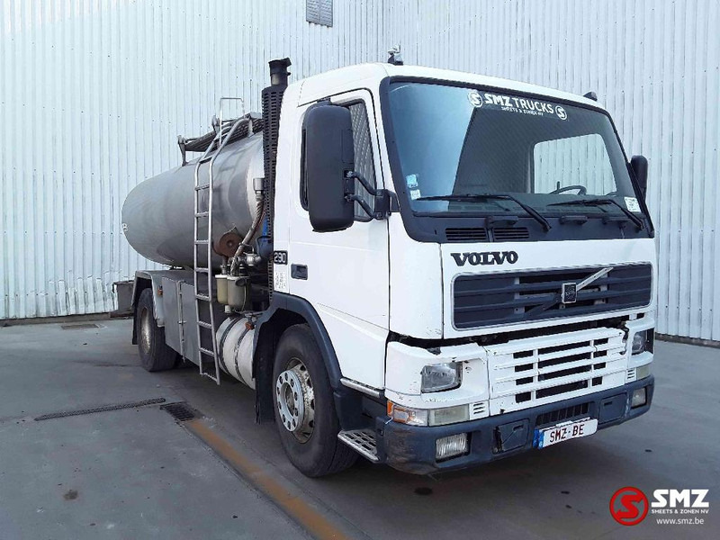 Volvo FM 7 290 lames inox - Camión cisterna: foto 1 Volvo FM 7 290 lames inox - Camión cisterna: foto 1