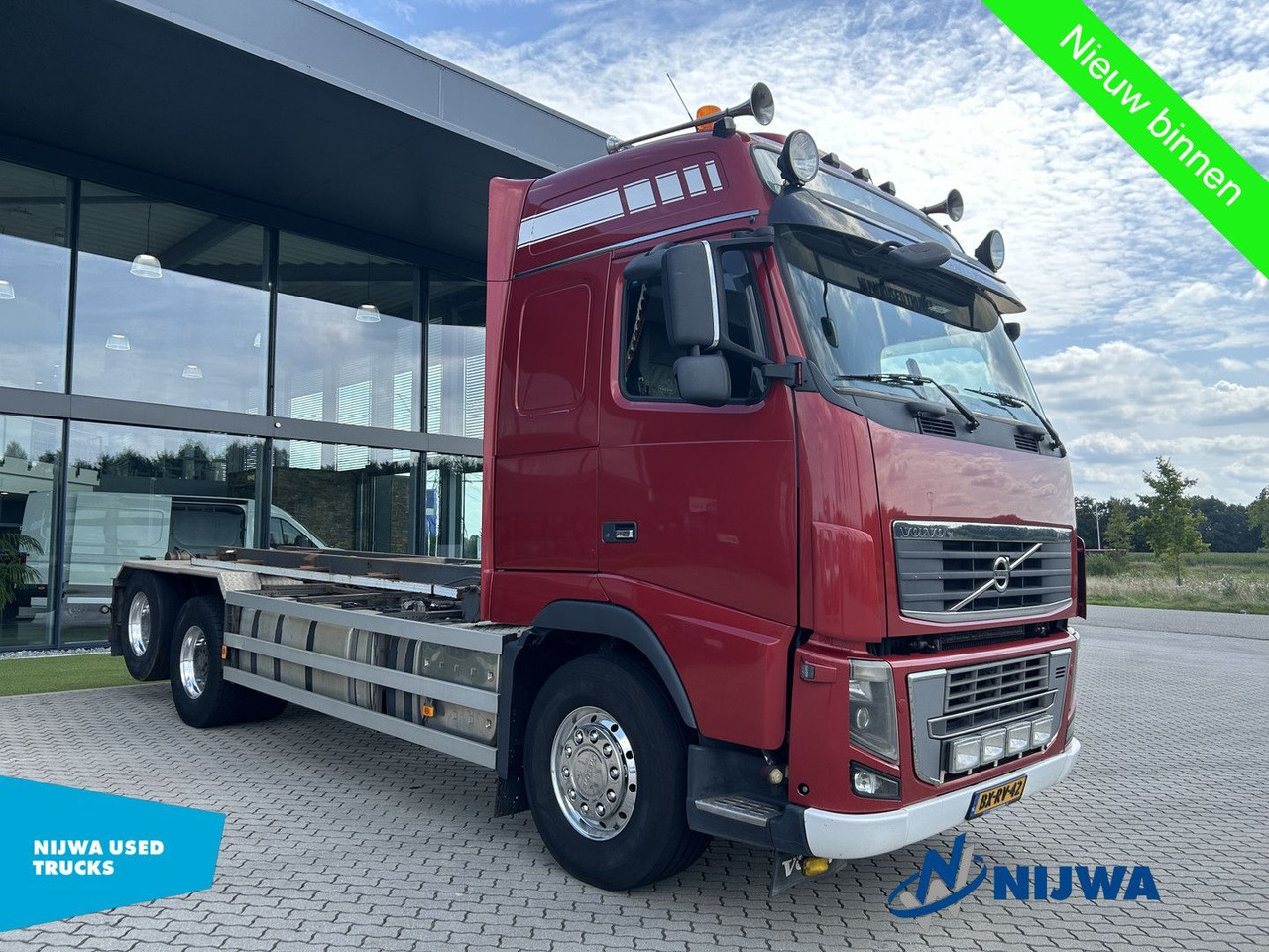Volvo FH16 700 6x2 Vangmuil + Engine needs work - Camión multibasculante: foto 2 Volvo FH16 700 6x2 Vangmuil + Engine needs work - Camión multibasculante: foto 2