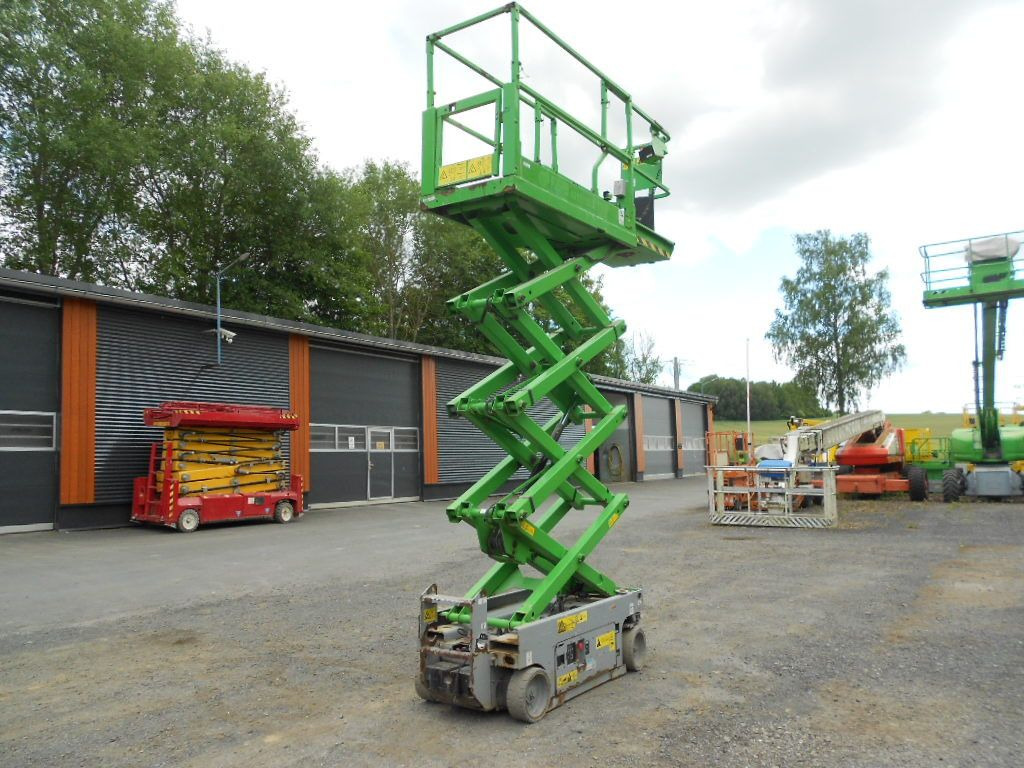 Genie GS 1932, Scherenarbeitsbühne Genie 8 m - Camión con plataforma elevadora: foto 2 Genie GS 1932, Scherenarbeitsbühne Genie 8 m - Camión con plataforma elevadora: foto 2