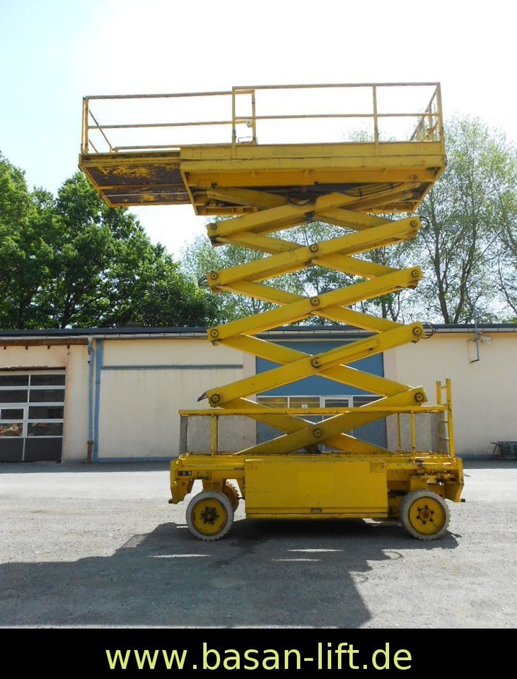 Liftlux SL153-18E2, Scherenbühne 17,3 m - Camión con plataforma elevadora: foto 1 Liftlux SL153-18E2, Scherenbühne 17,3 m - Camión con plataforma elevadora: foto 1