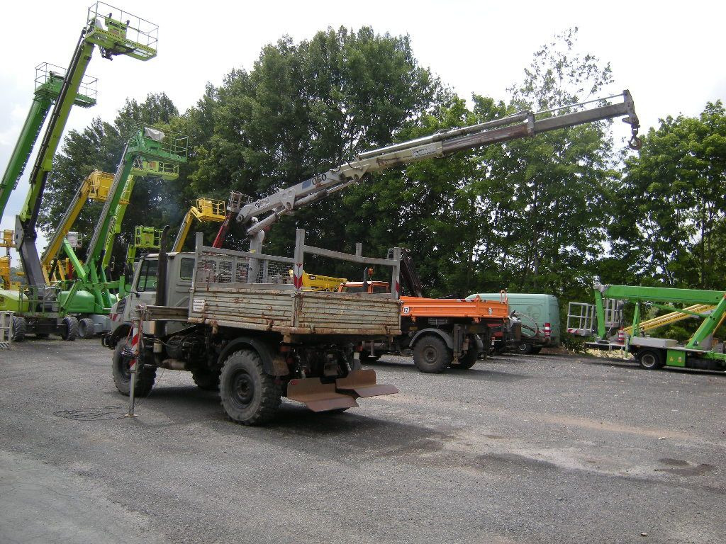 Unimog U1250 mit Kran - Furgoneta basculante: foto 3 Unimog U1250 mit Kran - Furgoneta basculante: foto 3