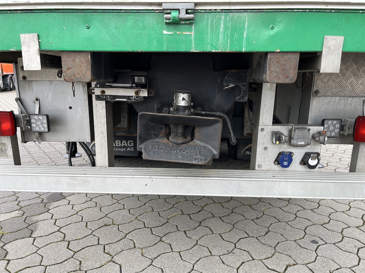 Volvo FM 440 8x4 Palfinger PK 44002 Wechselsystem - Camión caja abierta, Camión grúa: foto 4 Volvo FM 440 8x4 Palfinger PK 44002 Wechselsystem - Camión caja abierta, Camión grúa: foto 4