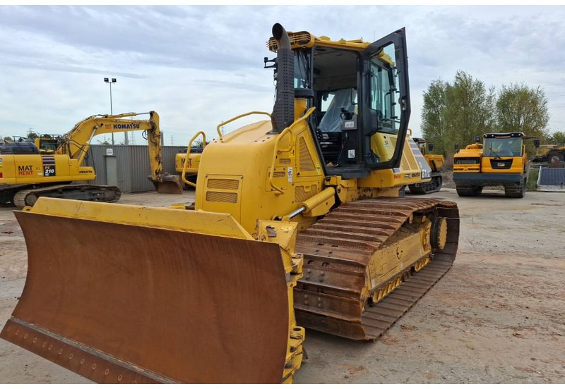 Komatsu D61PXI-24E0 - Bulldozer: foto 2 Komatsu D61PXI-24E0 - Bulldozer: foto 2