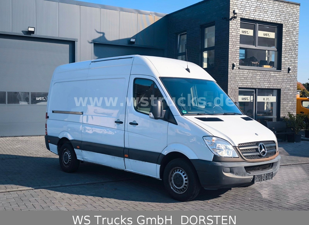Mercedes-Benz Sprinter II Kasten 216 CDI Hoch/Lang - Furgoneta: foto 2 Mercedes-Benz Sprinter II Kasten 216 CDI Hoch/Lang - Furgoneta: foto 2