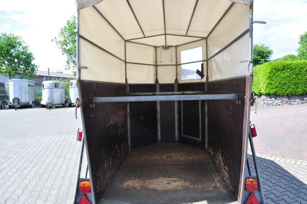 Holz Plane 1,5 Pferde Holz Plane 1,5 Pferde - Remolque para caballos: foto 4 Holz Plane 1,5 Pferde Holz Plane 1,5 Pferde - Remolque para caballos: foto 4