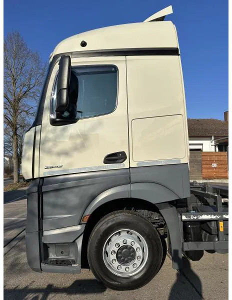 Mercedes-Benz Actros 2542 LL BDF Standard 6x2 LBW - Camión portacontenedore/ Intercambiable: foto 3 Mercedes-Benz Actros 2542 LL BDF Standard 6x2 LBW - Camión portacontenedore/ Intercambiable: foto 3