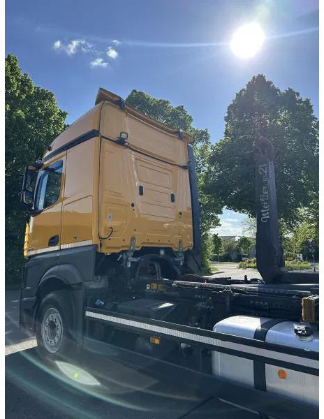 Mercedes-Benz Actros 2546 6x2 2646 Lenk/Lift MEILLER 2170 Intarder - Camión portacontenedore/ Intercambiable, Camión grúa: foto 4 Mercedes-Benz Actros 2546 6x2 2646 Lenk/Lift MEILLER 2170 Intarder - Camión portacontenedore/ Intercambiable, Camión grúa: foto 4