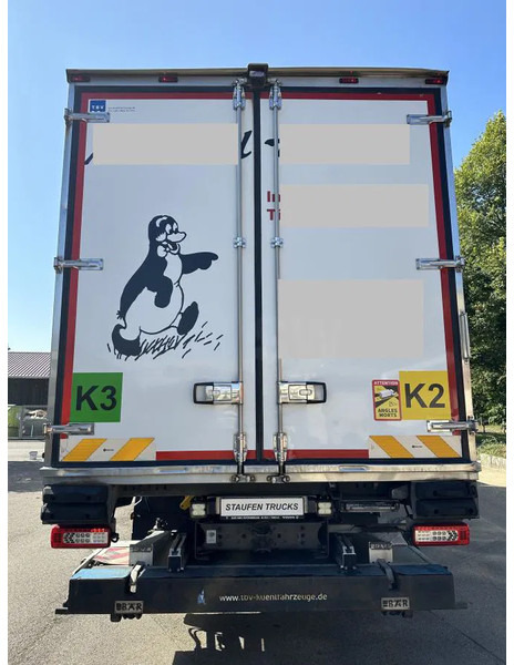 Volvo FH 16 550XL*8x2*Tief Kühlkoffer*ThermoKing*LBW - Camión frigorífico: foto 4 Volvo FH 16 550XL*8x2*Tief Kühlkoffer*ThermoKing*LBW - Camión frigorífico: foto 4