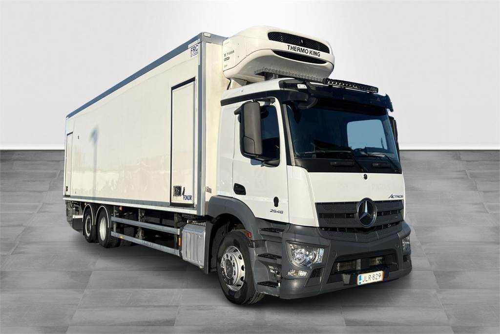 Mercedes-Benz ACTROS 2546L-6X2/ 60 FRC 07/2026 - Camión isotérmico: foto 3 Mercedes-Benz ACTROS 2546L-6X2/ 60 FRC 07/2026 - Camión isotérmico: foto 3