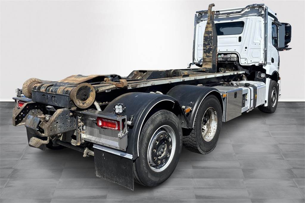 Mercedes-Benz Actros 2546 L Koukkulaite - Camión multibasculante: foto 5 Mercedes-Benz Actros 2546 L Koukkulaite - Camión multibasculante: foto 5