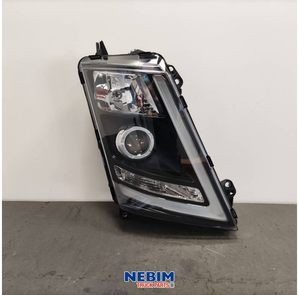 Volvo Volvo - 22239248 - Koplamp rechts FH16 Bi Xenon - Recambio para Camión: foto 2 Volvo Volvo - 22239248 - Koplamp rechts FH16 Bi Xenon - Recambio para Camión: foto 2