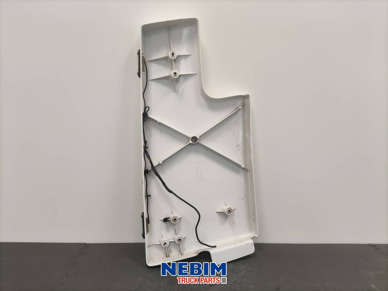 Volvo Volvo - 82332715 - Dakspoiler links - Recambio para Camión: foto 2 Volvo Volvo - 82332715 - Dakspoiler links - Recambio para Camión: foto 2