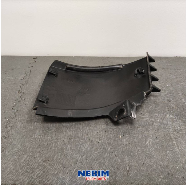 Volvo Volvo - 82835601 - Paravan hoek FH4 rechts - Recambio para Camión: foto 2 Volvo Volvo - 82835601 - Paravan hoek FH4 rechts - Recambio para Camión: foto 2