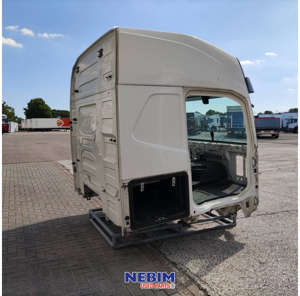 Recambio para Camión Volvo Volvo - 85135364 - Cabine FH4 Globetrotter: foto 9