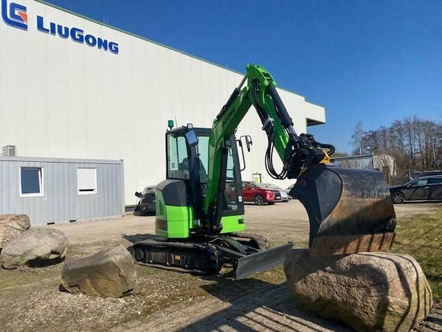 LIUGONG 9027 FE Electric, SW OQ 30 MIETE / RENT (12005252) - Miniexcavadora: foto 4 LIUGONG 9027 FE Electric, SW OQ 30 MIETE / RENT (12005252) - Miniexcavadora: foto 4