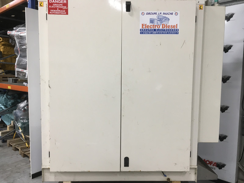 Lombardini LDW1204/B2 GENERATOR 16 KVA USED - Generador industriale: foto 4 Lombardini LDW1204/B2 GENERATOR 16 KVA USED - Generador industriale: foto 4