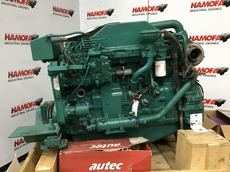 Cummins 6C8.3 CPL1221 USED - Maquinaria de construcción: foto 2 Cummins 6C8.3 CPL1221 USED - Maquinaria de construcción: foto 2