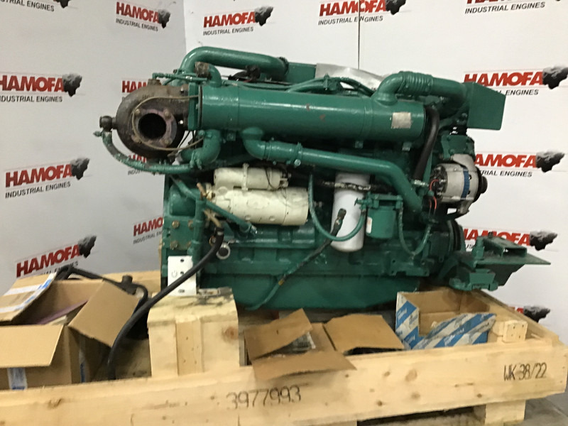 Cummins 6C8.3 CPL1221 USED - Maquinaria de construcción: foto 1 Cummins 6C8.3 CPL1221 USED - Maquinaria de construcción: foto 1