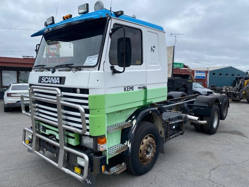 Scania R 142 - Camión chasis: foto 1 Scania R 142 - Camión chasis: foto 1