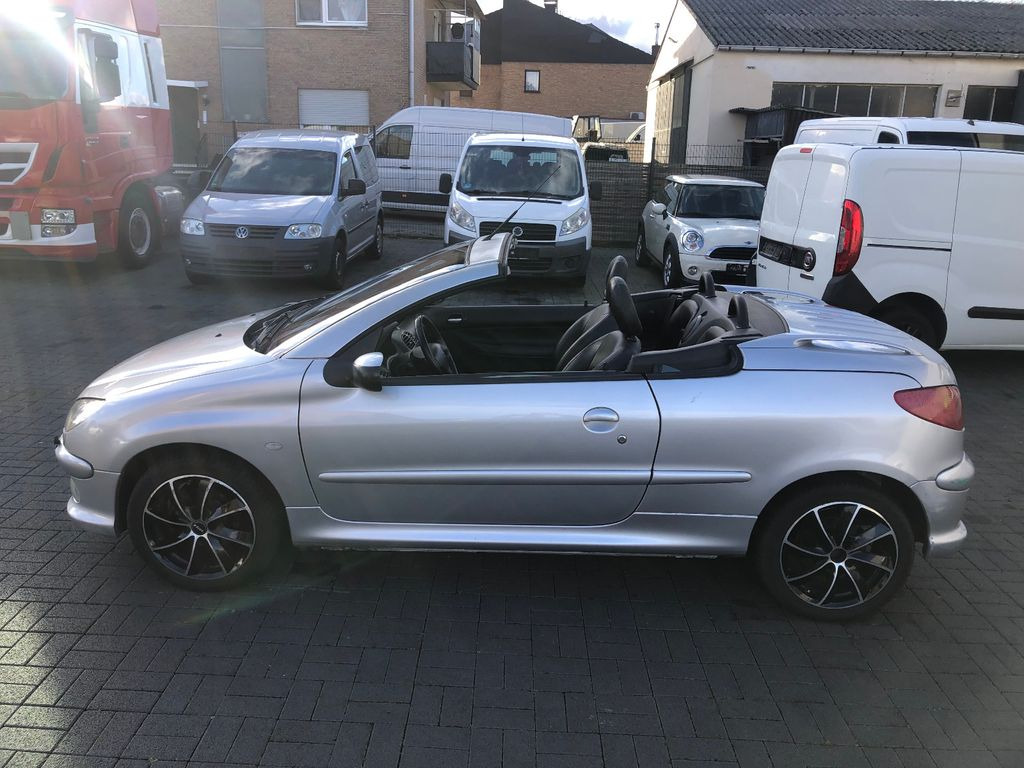Peugeot 206 Cabriolet CC Platinum - Coche: foto 5 Peugeot 206 Cabriolet CC Platinum - Coche: foto 5