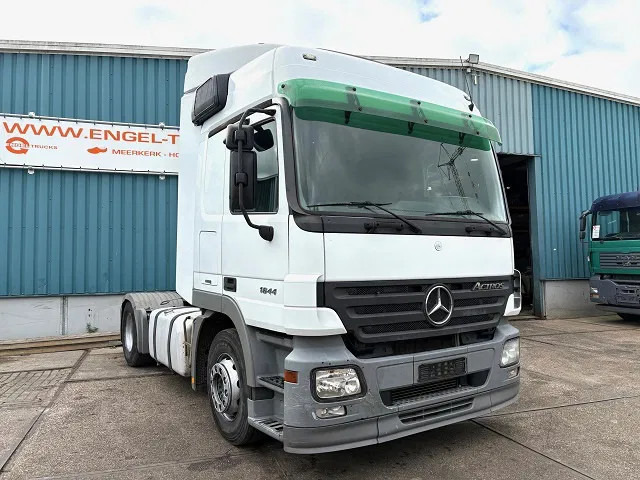 Mercedes-Benz Actros 1844 LS (MP2) (TELLIGENT AUTOMATIC / AIRCONDITIONING / 2x DIESELTANK / EURO 5) - Cabeza tractora: foto 2 Mercedes-Benz Actros 1844 LS (MP2) (TELLIGENT AUTOMATIC / AIRCONDITIONING / 2x DIESELTANK / EURO 5) - Cabeza tractora: foto 2